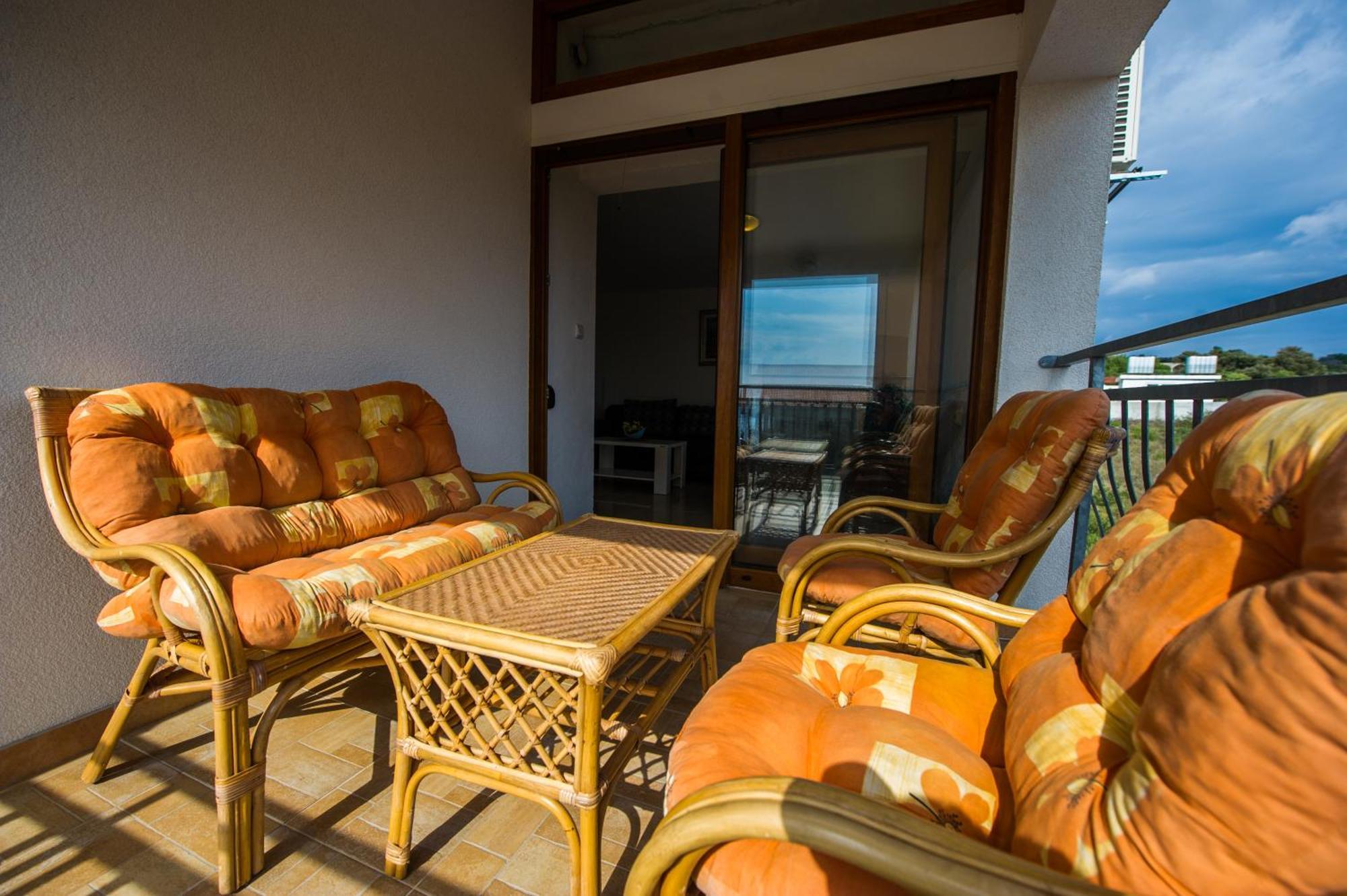 Apartments Villa Flora Rogoznica  Kültér fotó